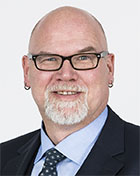 Dr. Andreas Hüttl